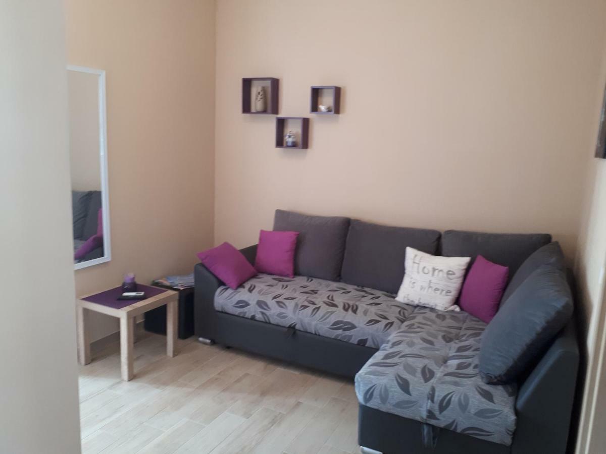 Apartments Lavanda - Free Parking And Grill Йезера Екстериор снимка